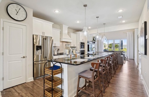 Long Neck House | Prime Weeks Still Available! The Peninsula!