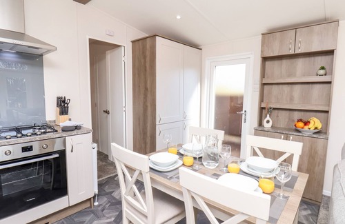 Runswick Bay Cottage | Primrose Lodge