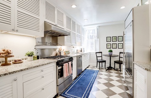 Southwest House | Prince of Wales - An Old Town Historic Row Home!