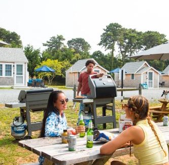 North Truro Hotel | Prince of Whales