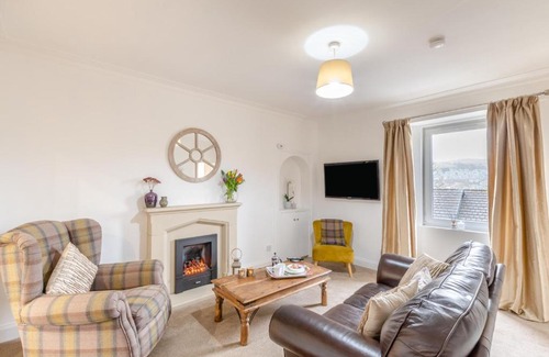 Hawick Apartment | Princes Street Apartment