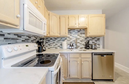 Princeton House | Princeton Gem - Walk Everywhere!n