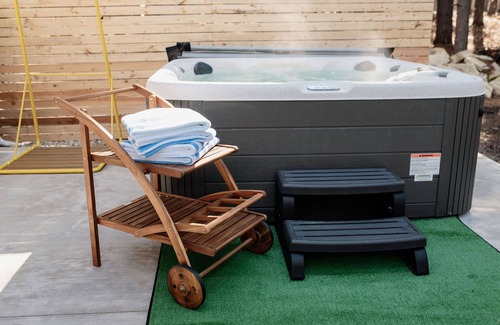 Ellison Bay House | Prinsen Retreat ~ Secluded, Hot Tub, Walk to Water in Ellison Bay