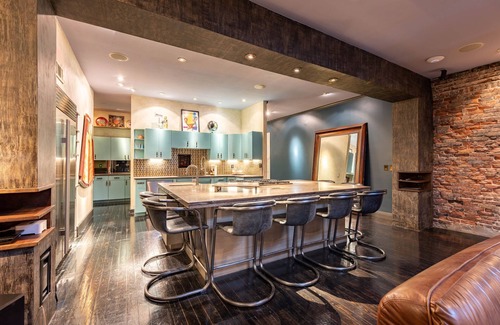 Downtown Nashville Condo | Printers Alley PH *10,000 sq ft* Walk to Broadway