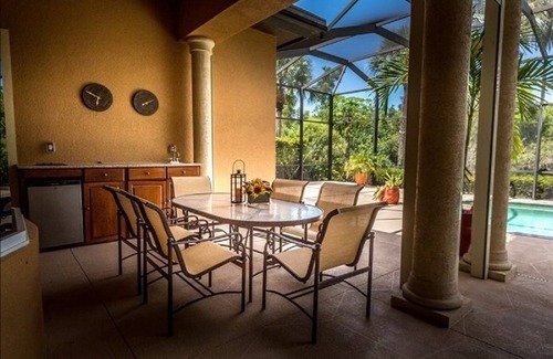 The Majors House | Pristine Estate Pool Home w/5 Star CLUB. Pets welcome. Mar./Apr. 2026 discount.