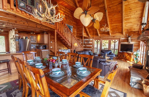 Vilas Cabin | Pristine Mountain Cabin near Valle Crucis