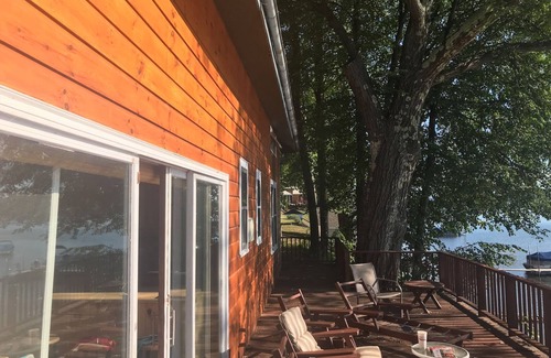 Schroon Lake House | Pristine On The Water