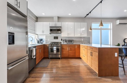 Old Ballard House | Pristine Townhome in Vibrant Ballard