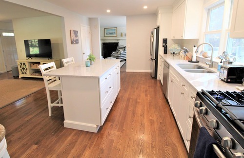 East Dennis House | Pristine Vacation Home on Aunt Patty's Pond (2208)