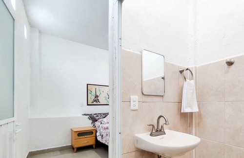 Tepoztlan House | Priv. room next to the mountains | BBQ + terrace