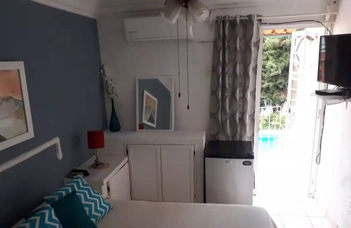 Fluvial Vallarta House | Privada room with private access.