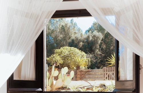 Es Cubells House | Private Villa with Sea View and Pool – Peaceful, Stylish, Ideally Located