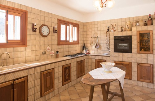 Castellammare del Golfo Villa | Private pool villa 1000 meters from the sea by Guida Loca - Scopello