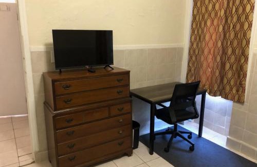 Union City Apartment | Private 1-bedroom apartment only 15 minutes to New York City Manhattan
