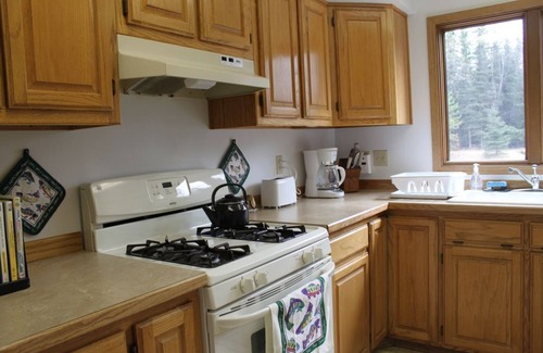 Kalifornsky House | Private 2 bedroom 1 bath Retreat Near the Kenai River in Soldotna, Alaska