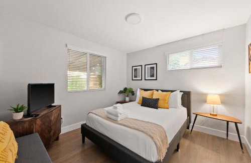 Lamar Heights Area House | Private 2BR Retreat Near Denver - Gray St