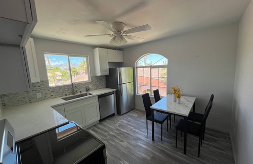 Las Vegas Apartment | Private 2BR Upstairs Casita in fabulous Las Vegas- with Pool