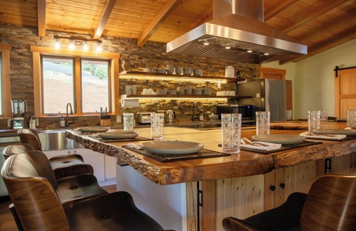 Sonora Cottage | Private 40-acre retreat with creek, swimming hole, sleeps 18, dog-friendly, near golf & casinos.