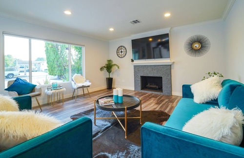 North Hollywood House | Private 4BR Retreat, Pool & Amazing Outdoor Patio
