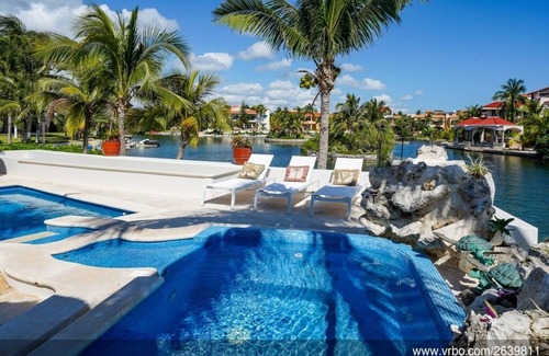 Puerto Aventuras Villa | Private 5 Bedroom Villa in Great Location!