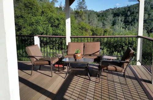Penn Valley Cabin | Private Accommodation for a Couples' Getaway in Penn Valley, California