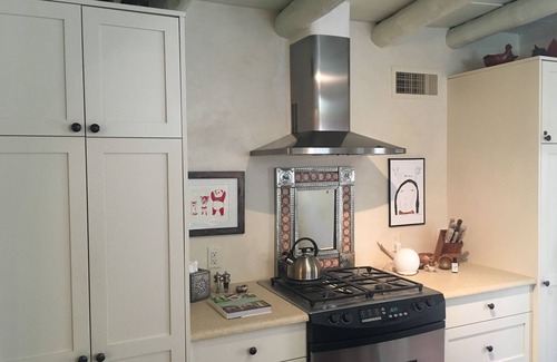 Historic Eastside House | Private and Authentic: Historic Artist's Casita