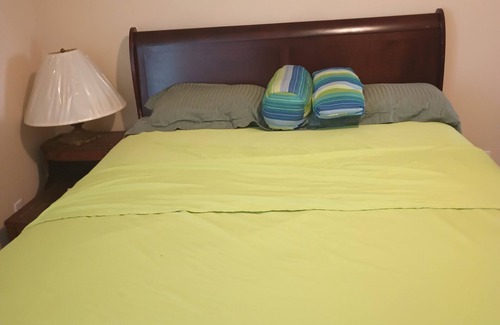 Pflugerville Bed & Breakfast | Private and comfortable hideaway room: upstairs fully decorated & self contain.