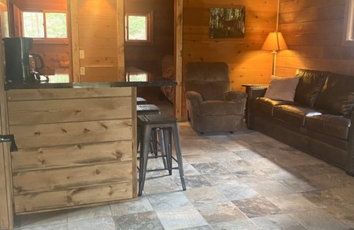 Phelps Cabin | Private and Peaceful