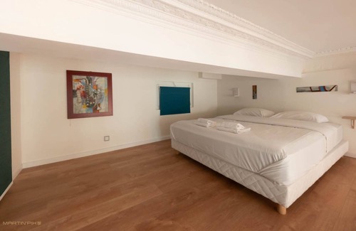 Gambetta Apartment | Private Apartment - *Chic and modern loft* - Heart of town