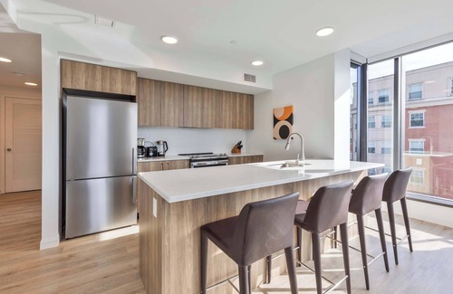 Medical Center Area Apartment | Private Apt with Kitchen & Gym