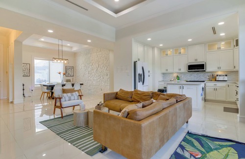 Brownsville House | Private Backyard Oasis: Brownsville Family Home