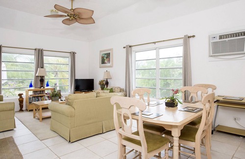 North Palmetto Point House | Private Beach Cottage with Heated Pool, Kayaks, Bikes