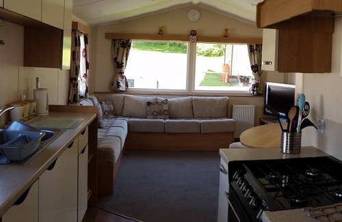 Bembridge House | Private Beach Family & Pet Friendly, On - site Activities, Pools