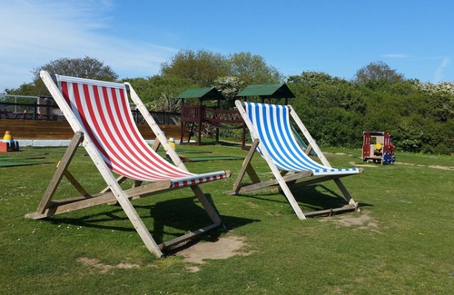 Bembridge House | Private Beach Family & Pet Friendly, On - site Activities, Pools