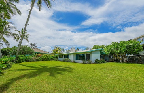 Waialua House | Private Beach Front getaway on Oahu's North Shore