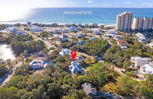 Gulf Pines House | Private Beach, Golf Cart, Private Pool, Two Master Bedrooms and Bikes!