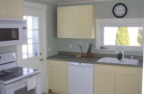 Owls Head House | Private Beach, ideal water's edge beach house, best wraparound views!