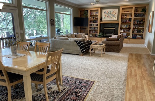 Hayden Lake House | Private Beach on a Secluded Bay, Comfortable Family