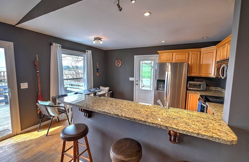 Mayhew House | Private Beach on LKN w/Wide water views! Hot tub!