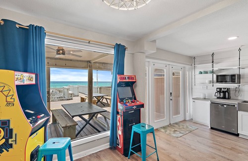 Fort Walton Beach - Destin House | *Private Beach*Remodeled*Fully-Stocked*Beach Gear*Arcade Games*Green Reef 1*