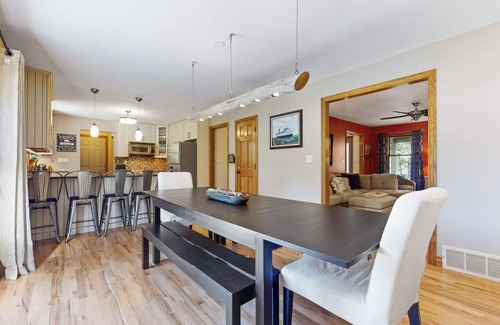 Glenn Haven Shores House | Private Beach * Secluded on 1-Acre * HOT TUB * Game Room *