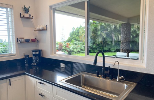 Kona Palisades House | Private & Beautiful home on 1 acre close to airport, beach, & Kailua-Kona town