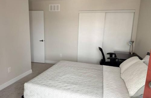 Munster Hamlet - Richmond Apartment | Private bedroom