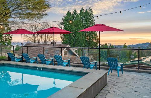 Upper Lonsdale House | Private Bedroom, Powder Room, Shower, Outdoor Pool, Hot Tub