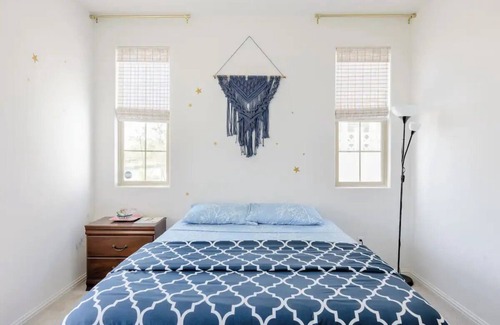 Greenacres House | Private bedroom/private bathroom/gated/parking