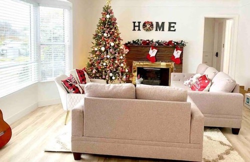 Arcadia Apartment | Private bedroom with shared full bathroom, shared living room, kitchen, laundry