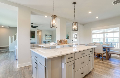 Livingston House | Private Boat Slip on Lake Anna: 3,000-Sq-Ft Home!