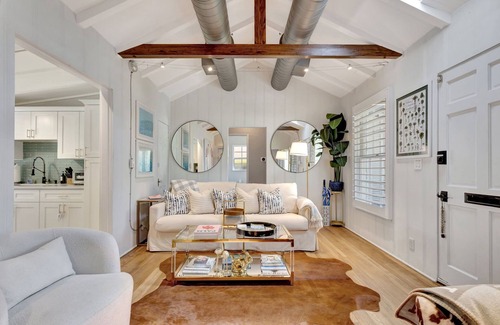 Sunshine Park House | Private Boutique nBungalow Resort/KING Beds/Heated Salt Water Pool/Tiki/BBQ