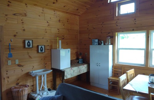 Ontario Cabin | Private cabin on the beautiful Kickapoo River Valley near Wildcat Mountain Park.