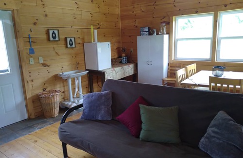Ontario Cabin | Private cabin on the beautiful Kickapoo River Valley near Wildcat Mountain Park.